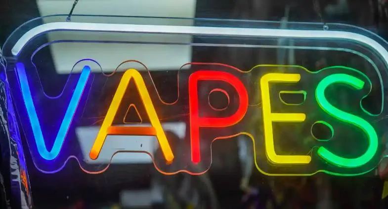 UK ECIG STORE has the best range of vape devices and e liquids including Starter Ecig Kits and disposable vapes. Get all your supplies from the UK's Best vape store The leading E Cigarette UK Shop - supplying vape kits, tanks, e liquids, accessories and more. Shop online today. Vape Superstore is a leading UK vape shop, your one stop shop for the biggest brands in vaping. Shop now for unbeatable prices on vape kits, e-liquids & more.