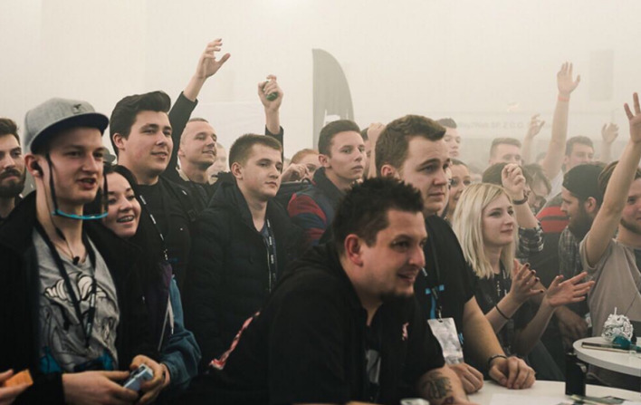 Vaping is totally legal in Poland. You need to be 18 years or older to purchase e-cigarettes in Poland. Vaping devices can be purchased ,Shake and vape products are popular in Poland, accounting for approximately 80% of e-liquid sales made by vape stores. Vape Club Poland | elektroniczne papierosy poland vape E-papierosy – sklep Poznań, papierosy elektroniczne Vape Club Poland. Kopiowanie treści, obrazów, grafik w całości lub części bez zgody Właściciela stron