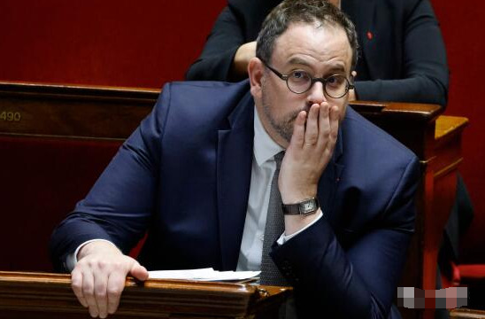 Disposable vapes will be banned in France as part of a national plan to combat smoking, the prime minister said on Sunday Online Vape Shop and Store in France of High End devices specialized in the Aio and Billet Box universe. Shipping in Europe, North America, Japan and Korea. Vapoteuse France offers the best affordable prices in the town for elf bar vapes. The original quality elf bar disposable vapes are available in price
